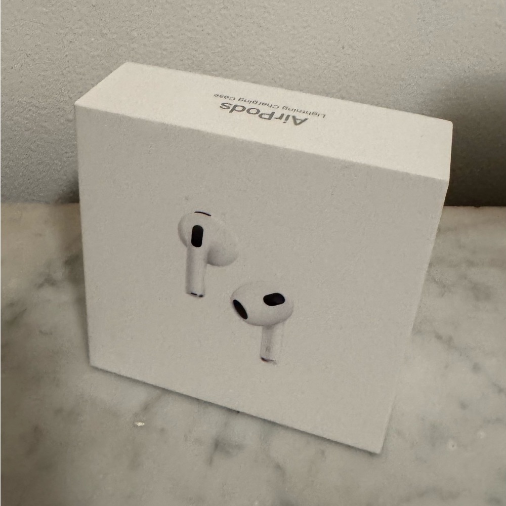 Apple AirPods (3rd Generation) Wireless Ear Buds